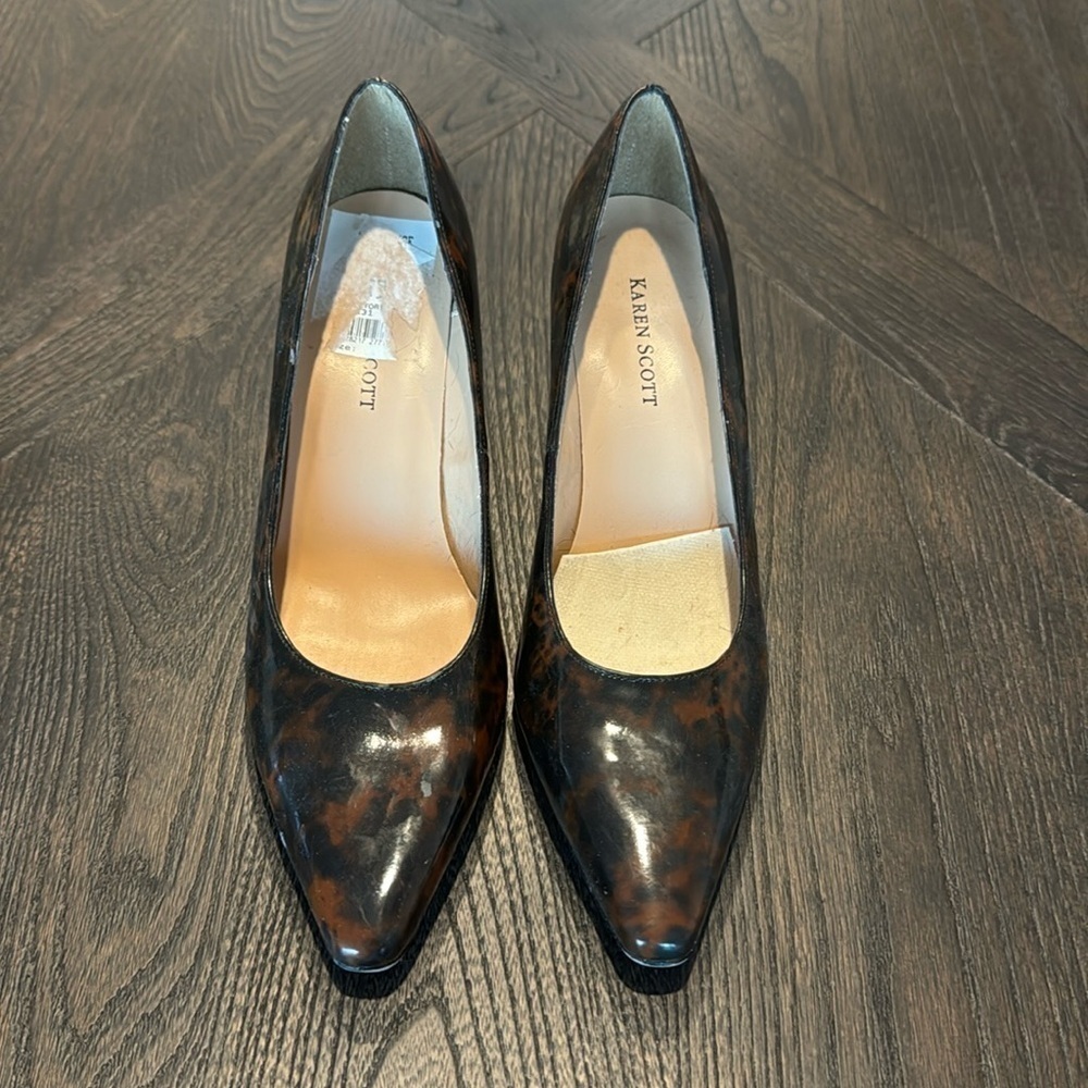 Karen Scott Brown Black Heels Size 7.5